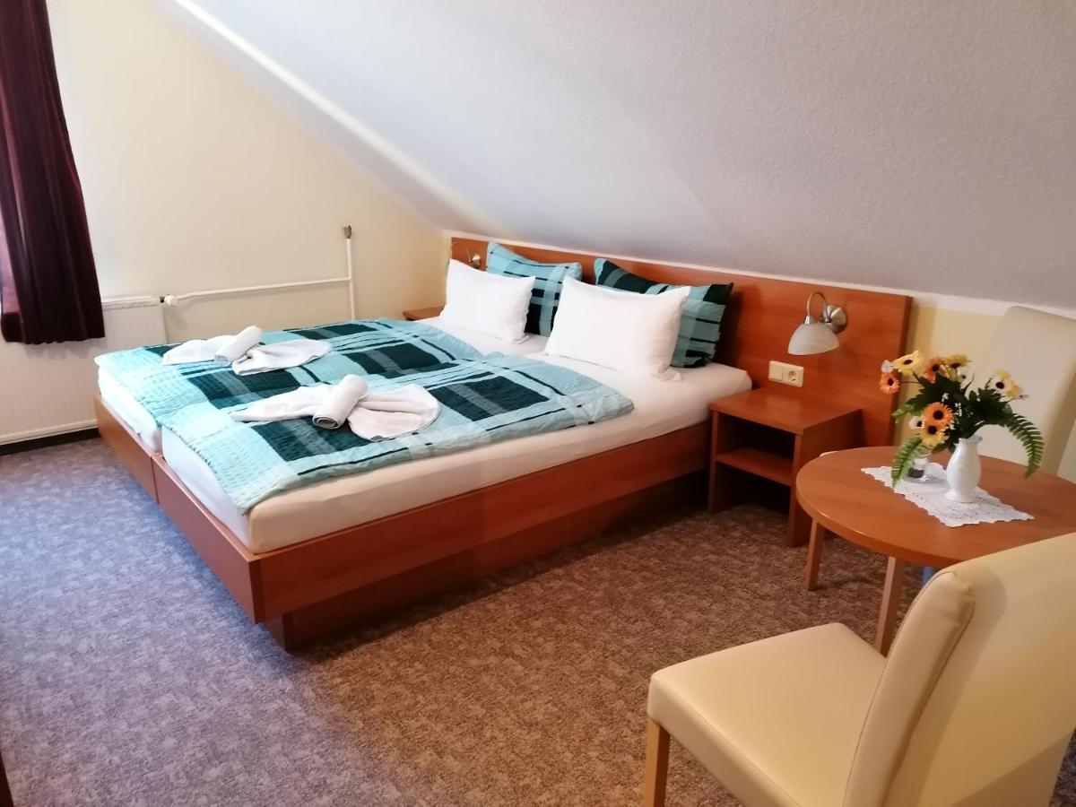 Hotel Garni Zum Goldenen Ring Quedlinburg Zewnętrze zdjęcie